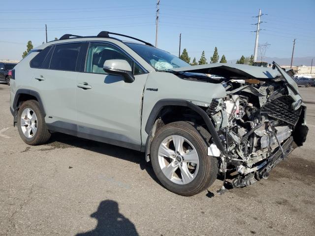 2T3R6RFV6MW019408 - 2021 TOYOTA RAV4 XLE GRAY photo 4