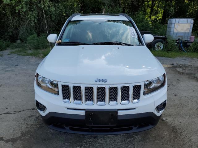 1C4NJDEB7FD312497 - 2015 JEEP COMPASS LATITUDE WHITE photo 5