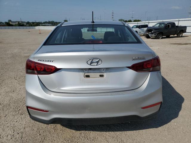 3KPC24A33JE021554 - 2018 HYUNDAI ACCENT SE Серебристый фото 6