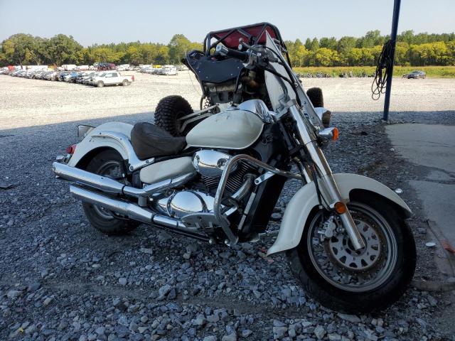 JS1VS55A862118951 - 2006 SUZUKI BOULEVARD WHITE photo 1