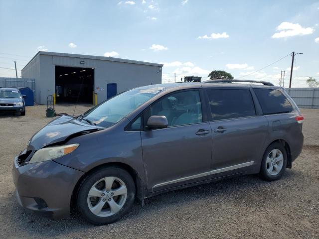 2013 TOYOTA SIENNA LE, 