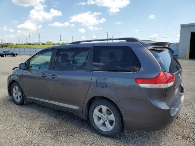 5TDKK3DC0DS332046 - 2013 TOYOTA SIENNA LE GRAY photo 2