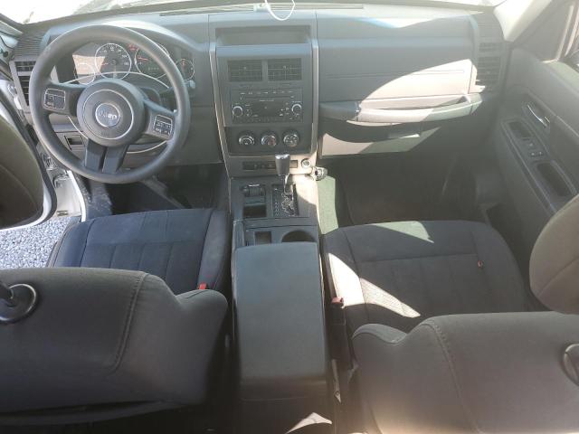 1C4PJMAK4CW100476 - 2012 JEEP LIBERTY SPORT 白色 照片 8