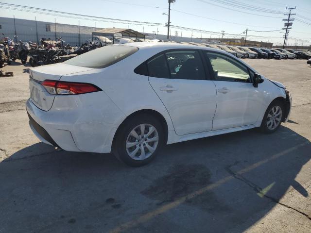 JTDEPRAE5LJ044820 - 2020 TOYOTA COROLLA LE WHITE photo 3