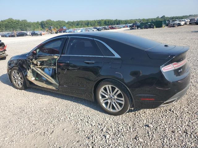 3LN6L2GK6GR616957 - 2016 LINCOLN MKZ BLACK photo 2