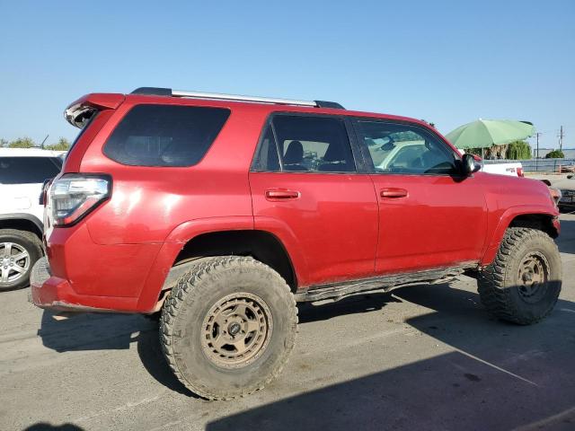 JTEBU5JRXG5336898 - 2016 TOYOTA 4RUNNER SR5/SR5 PREMIUM RED photo 3