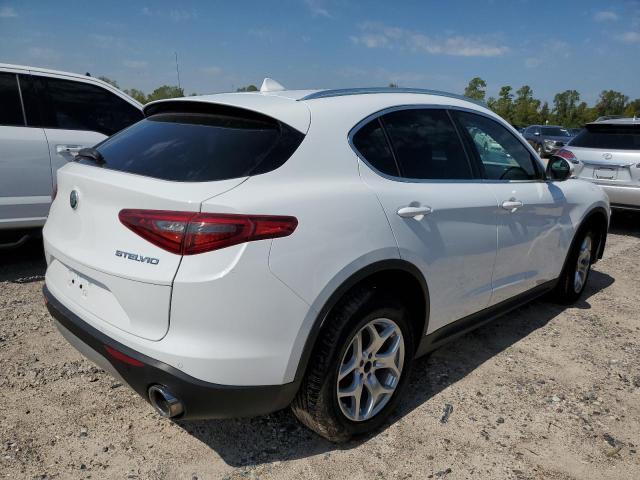 ZASPAKAN5K7C44293 - 2019 ALFA ROMEO STELVIO WHITE photo 3