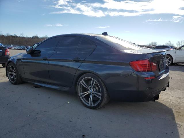 WBSFV9C51DD096722 - 2013 BMW M5 CHARCOAL photo 2