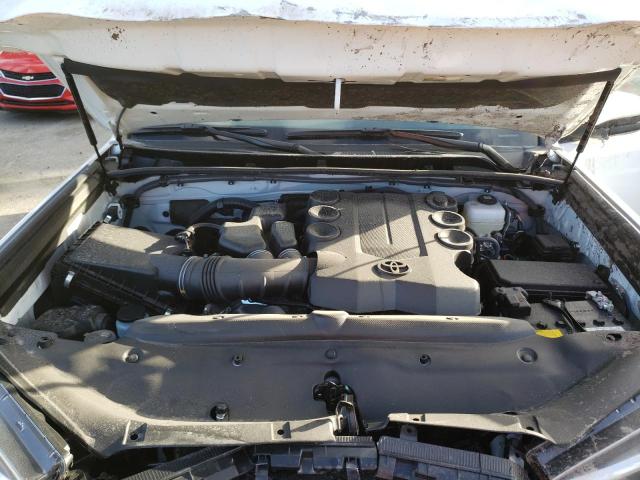 JTENU5JR0N6079027 - 2022 TOYOTA 4RUNNER SR5/SR5 PREMIUM WHITE photo 11