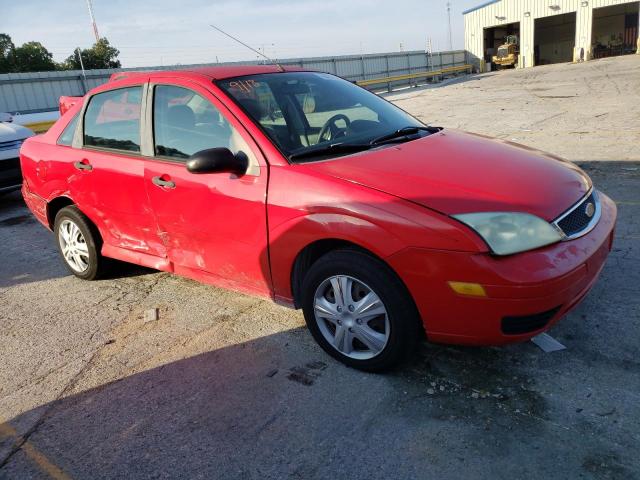 1FAFP34N97W200143 - 2007 FORD FOCUS ZX4 RED photo 4