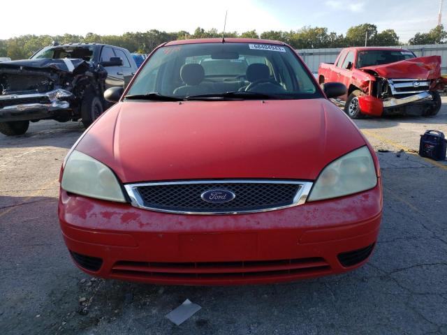 1FAFP34N97W200143 - 2007 FORD FOCUS ZX4 RED photo 5