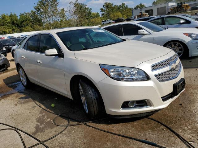 1G11H5SAXDU138779 - 2013 CHEVROLET MALIBU LTZ თეთრი ფოტო 4