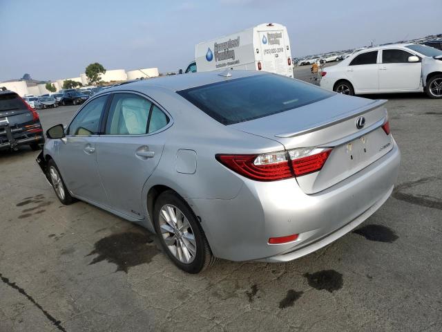 JTHBW1GG5D2031866 - 2013 LEXUS ES 300H SILVER photo 2