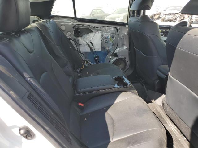 JTDKARFP4J3088257 - 2018 TOYOTA PRIUS PRIM Weiß Foto 10