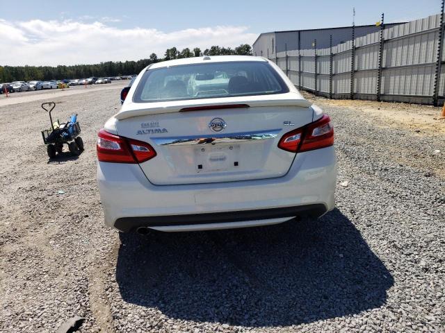 1N4AL3AP7HC214010 - 2017 NISSAN ALTIMA 2.5 WHITE photo 6