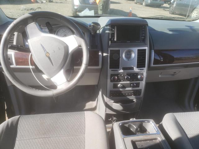 2A4RR5D1XAR113310 - 2010 CHRYSLER TOWN & COU TOURING შავი ფოტო 8