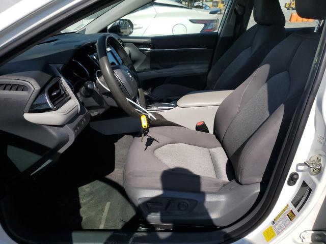 4T1C11AK5LU886907 - 2020 TOYOTA CAMRY LE WHITE photo 7