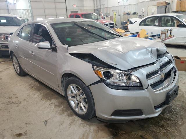 1G11D5SR7DF338816 - 2013 CHEVROLET MALIBU 1LT ვერცხლისფერი ფოტო 4