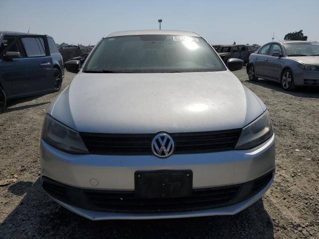 3VW2K7AJ9BM056048 - 2011 VOLKSWAGEN JETTA BASE 银色 照片 5