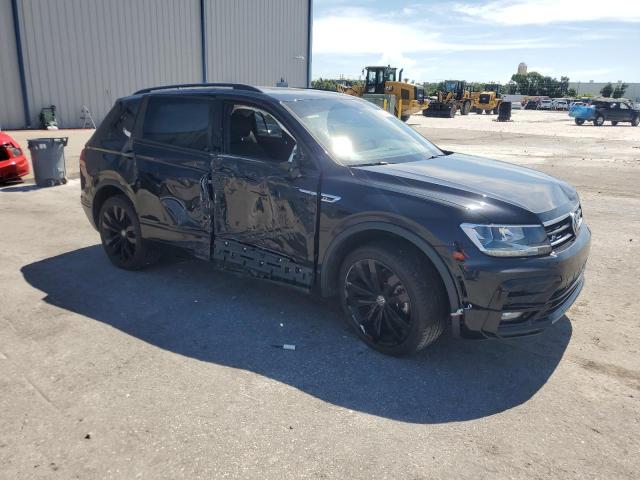 3VV3B7AX2MM109656 - 2021 VOLKSWAGEN TIGUAN SE 黑色 照片 4