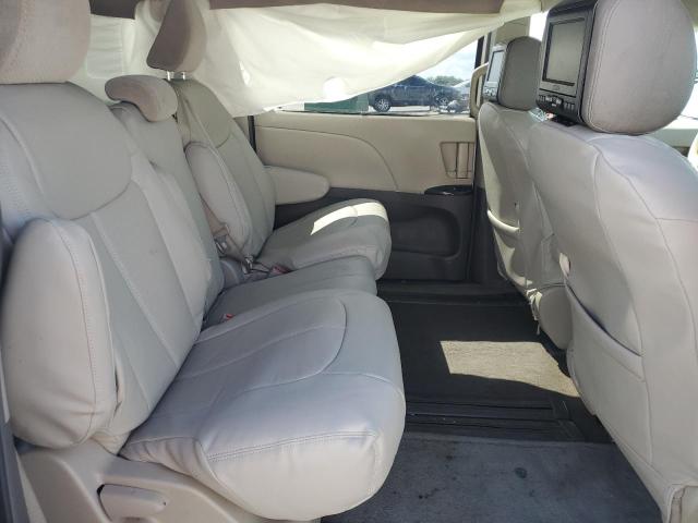 5TDKK3DC5BS077777 - 2011 TOYOTA SIENNA LE Blanco foto 11