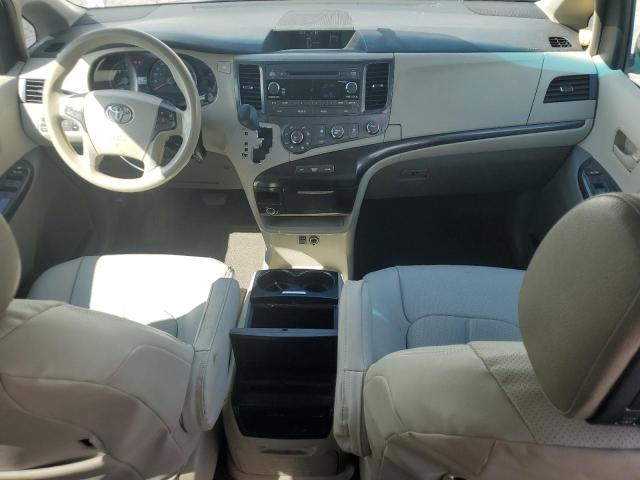 5TDKK3DC5BS077777 - 2011 TOYOTA SIENNA LE Blanco foto 8