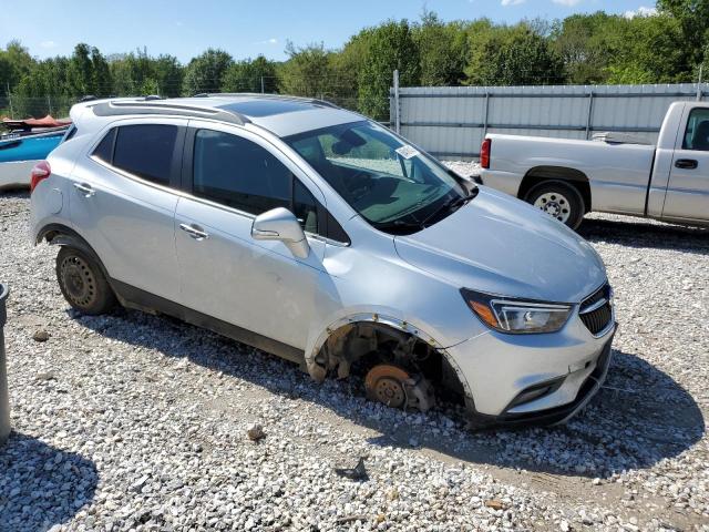 KL4CJ1SBXJB562969 - 2018 BUICK ENCORE SPORT TOURING SILVER photo 4