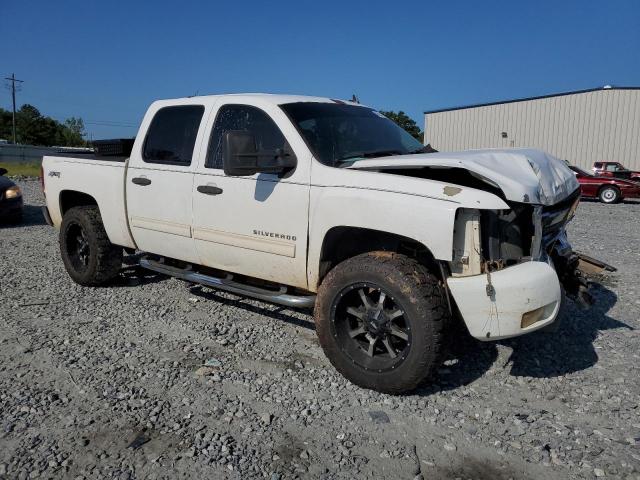 3GCPKSE37BG219348 - 2011 CHEVROLET SILVERADO K1500 LT WHITE photo 4