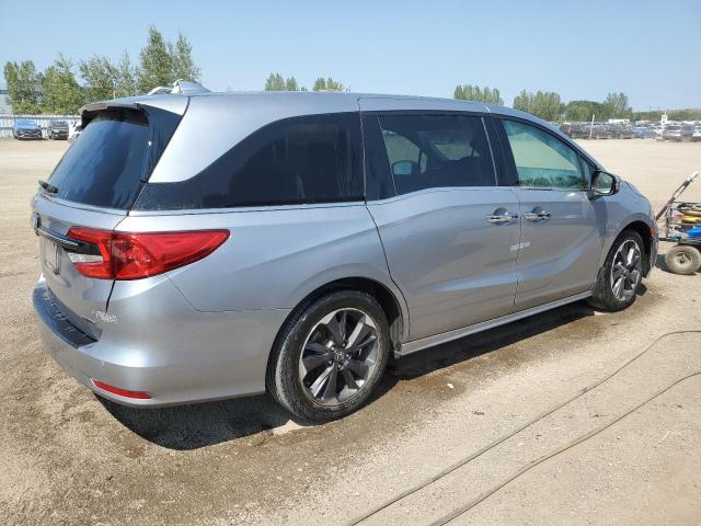 5FNRL6H84NB504829 - 2022 HONDA ODYSSEY TOURING SILVER photo 3