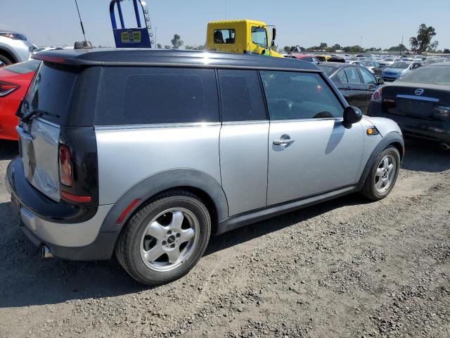 WMWML33569TX35317 - 2009 MINI COOPER CLUBMAN SILVER photo 3