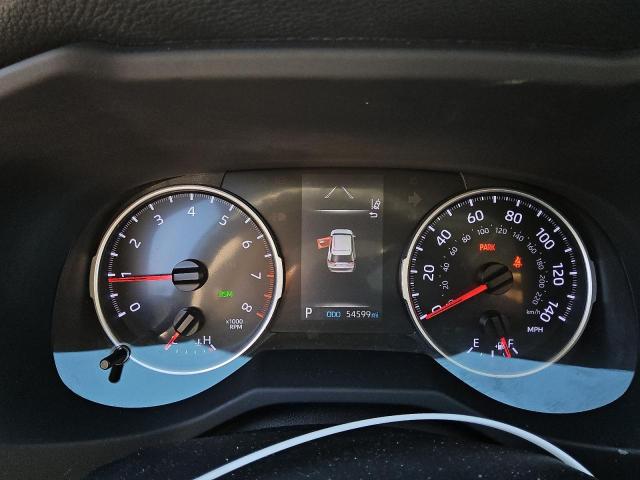 JTMP1RFVXKD028063 - 2019 TOYOTA RAV4 XLE Srebrny zdjęcie 9