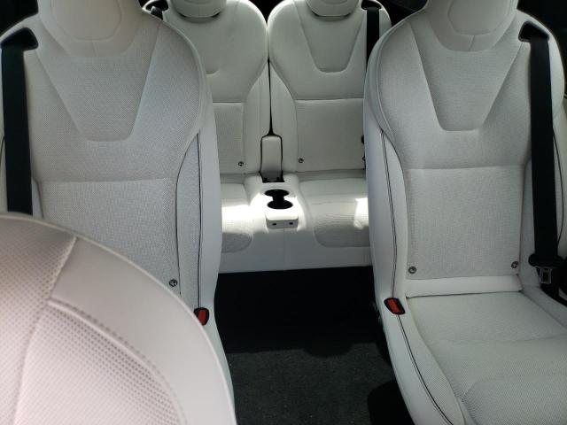 7SAXCBE69RF451959 - 2024 TESLA MODEL X WHITE photo 11