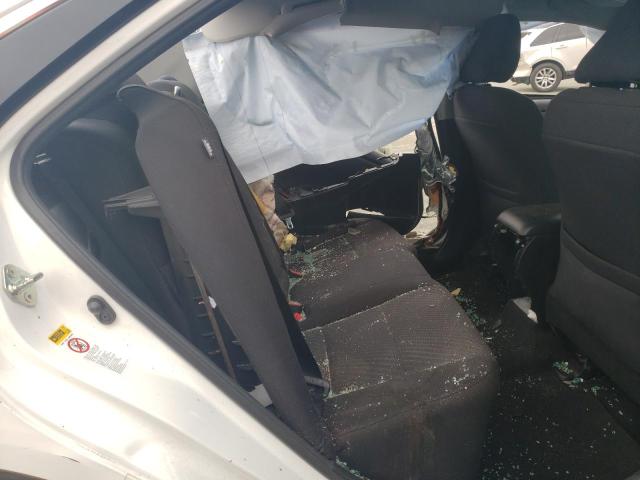 4T4BF1FK3FR497537 - 2015 TOYOTA CAMRY LE WHITE photo 20