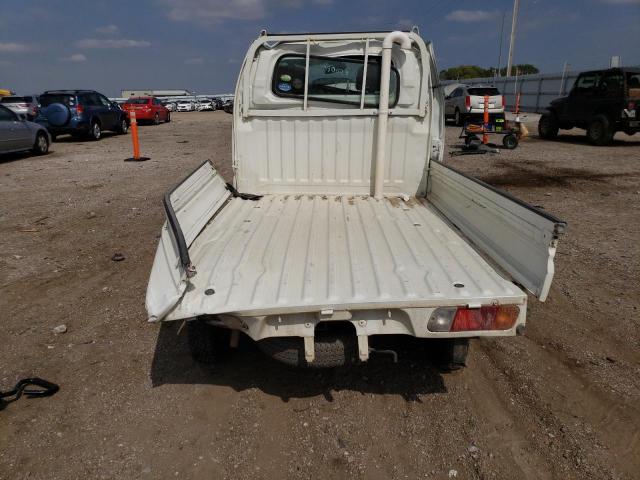 U72T0204760 - 2006 NISSAN TRUCK WHITE photo 6