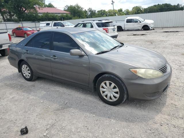 4T1BE32K16U677212 - 2006 TOYOTA CAMRY LE GRAY photo 4