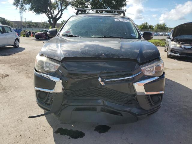 JA4AP3AU0KU018619 - 2019 MITSUBISHI OUTLANDER ES შავი ფოტო 5