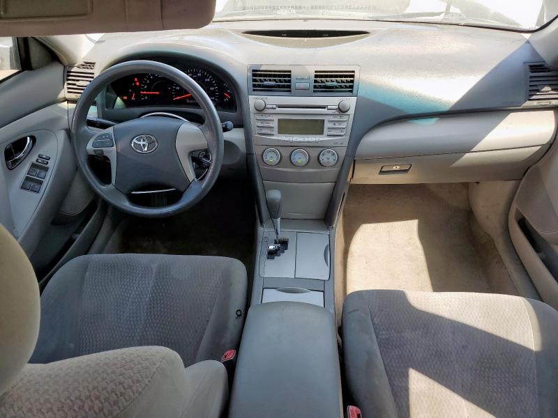 4T1BF3EK4AU096840 - 2010 TOYOTA CAMRY BASE SILVER photo 8