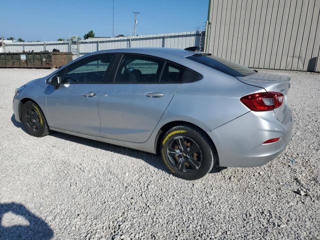 1G1BC5SM6J7229359 - 2018 CHEVROLET CRUZE LS 银色 照片 2