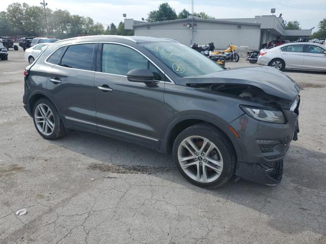 5LMTJ3DH9KUL18795 - 2019 LINCOLN MKC RESERVE GRAY photo 4