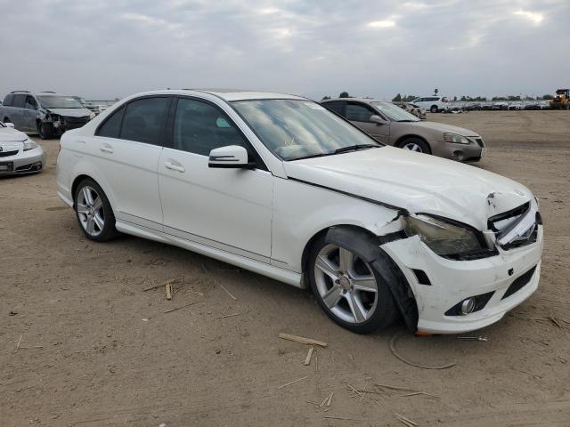 WDDGF5EB0AF425839 - 2010 MERCEDES-BENZ C 300 WHITE photo 4