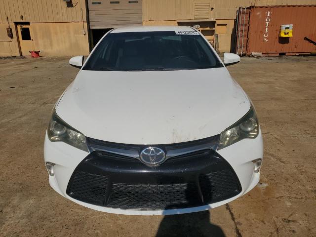 4T1BF1FK3GU583863 - 2016 TOYOTA CAMRY LE თეთრი ფოტო 5
