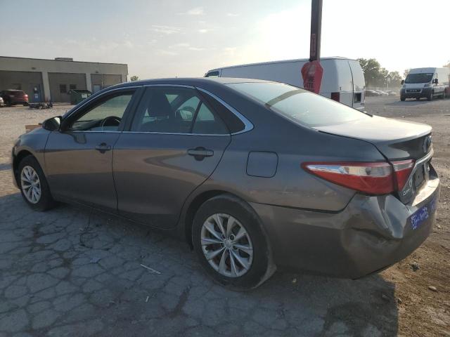 4T1BF1FK8FU897510 - 2015 TOYOTA CAMRY LE GRAY photo 2