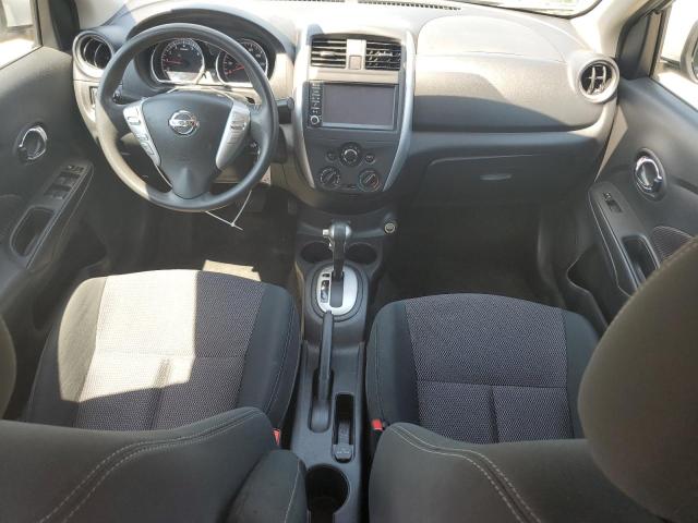 3N1CN7AP3KL881532 - 2019 NISSAN VERSA S SILVER photo 8