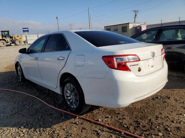 4T1BF1FK9CU500933 - 2012 TOYOTA CAMRY WHITE photo 2