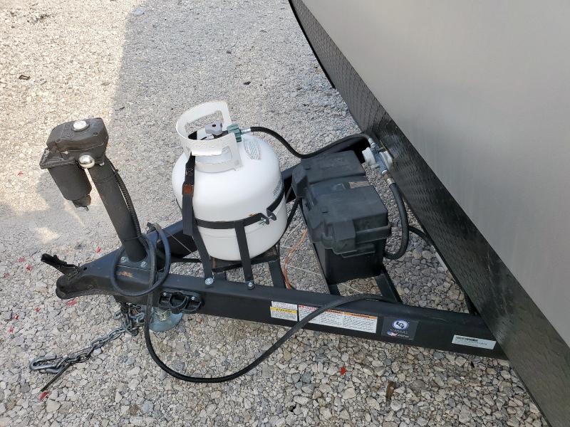 5ZT2CKEC9NY019975 - 2022 FOREST RIVER WOLF PUP 16FQJP GRAY photo 7