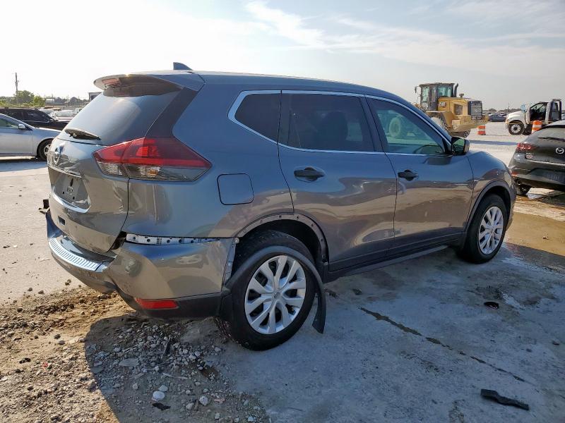 KNMAT2MT2JP561661 - 2018 NISSAN ROGUE S GRAY photo 3