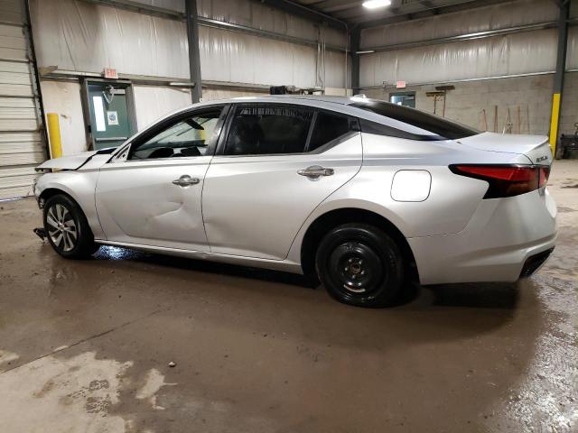 1N4BL4BV9KC112965 - 2019 NISSAN ALTIMA S SILVER photo 2