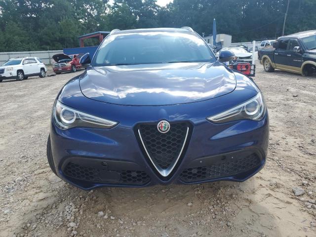 ZASFAKBN5J7B63657 - 2018 ALFA ROMEO STELVIO TI BLUE photo 5