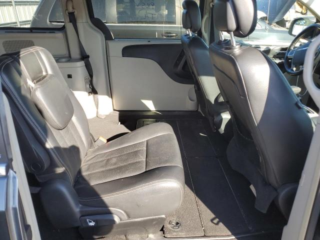 2C4RC1CG6CR175957 - 2012 CHRYSLER TOWN & COU TOURING L GRAY photo 11