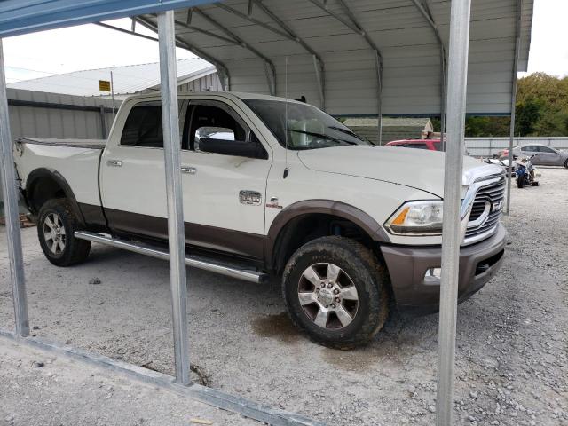 3C6UR5GL2JG102246 - 2018 RAM 2500 LONGHORN WHITE photo 4